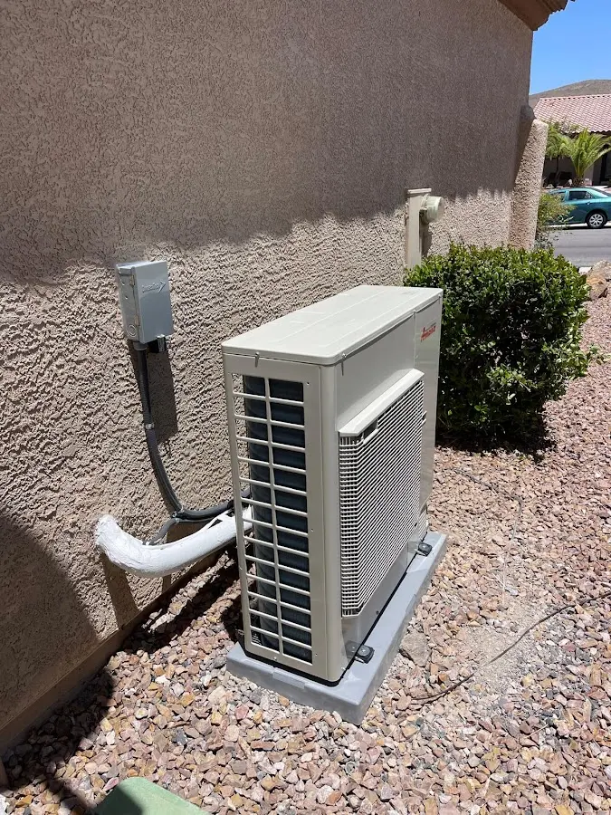 Residential air conditioning condenser unit in Timberlake